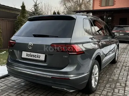 Volkswagen Tiguan 2017 года за 11 000 000 тг. в Алматы – фото 4