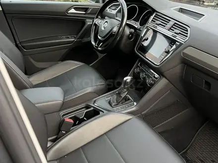 Volkswagen Tiguan 2017 года за 11 000 000 тг. в Алматы – фото 13