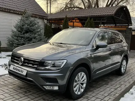 Volkswagen Tiguan 2017 года за 11 000 000 тг. в Алматы – фото 3