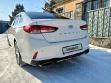 Hyundai Sonata 2019 года за 11 500 000 тг. в Алматы – фото 3