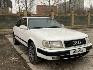 Audi 100