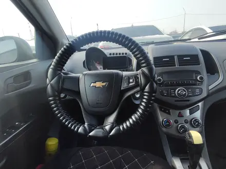 Chevrolet Aveo 2013 года за 2 109 100 тг. в Алматы – фото 7