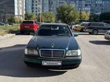 Mercedes-Benz C 180 1995 годаfor1 550 000 тг. в Караганда – фото 3