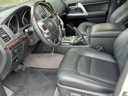 Toyota Land Cruiser 2014 года за 23 490 000 тг. в Алматы – фото 24
