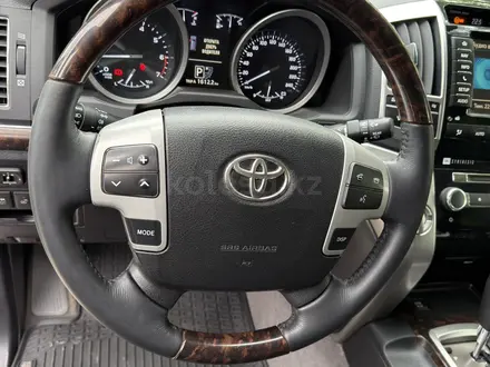 Toyota Land Cruiser 2014 года за 23 490 000 тг. в Алматы – фото 27