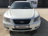 Hyundai Sonata 2006 годаүшін3 500 000 тг. в Актобе – фото 2