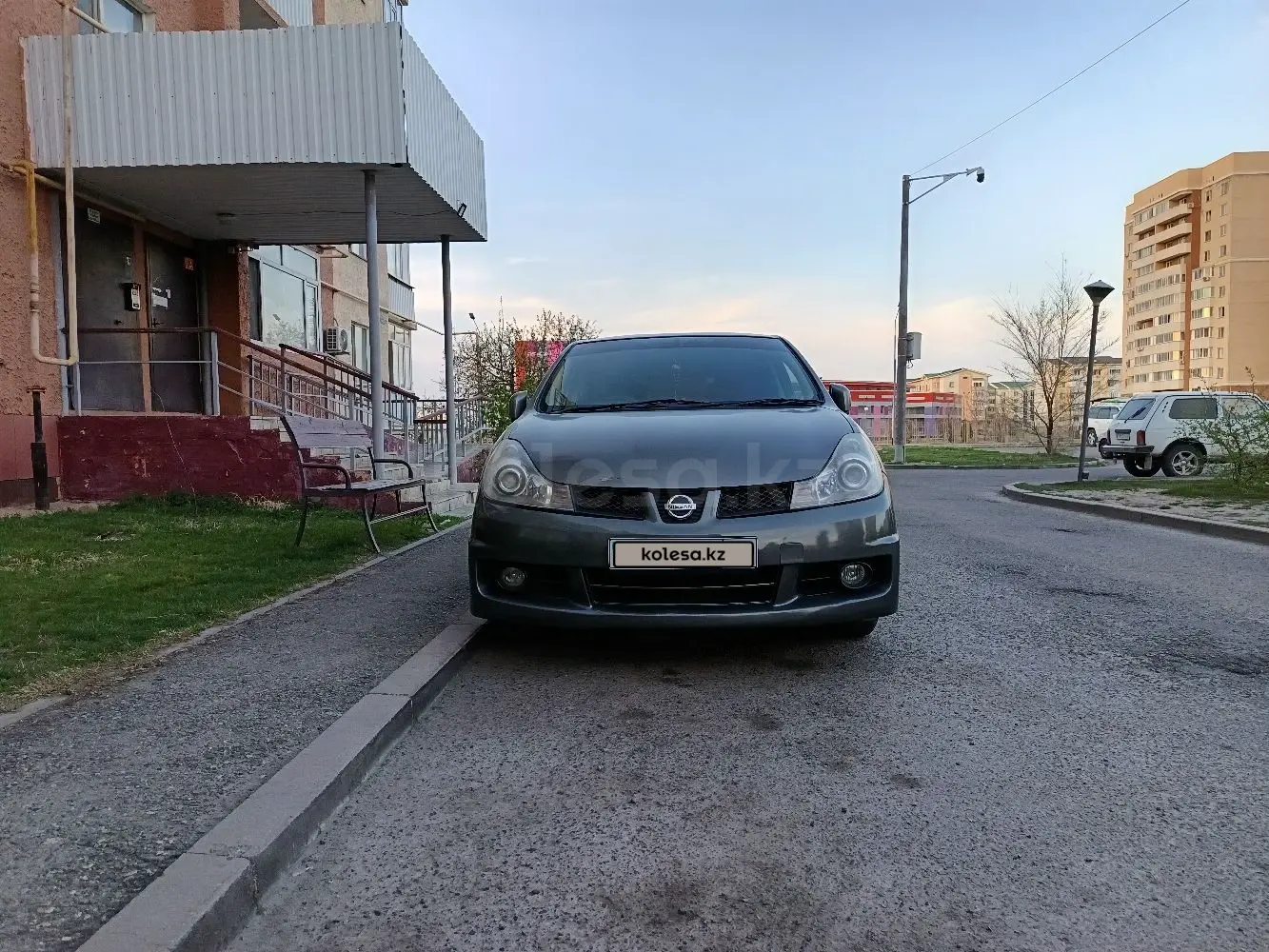Nissan Wingroad, 2010