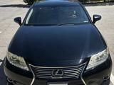 Lexus ES 300h 2013 годаүшін10 500 000 тг. в Актау – фото 3