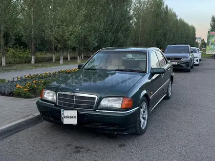 Mercedes-Benz C 280 1993 года за 2 300 000 тг. в Астана