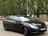 Hyundai Sonata 2010 года за 4 700 000 тг. в Уральск – фото 3