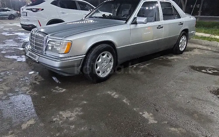 Mercedes-Benz E 260 1992 года за 1 800 000 тг. в Алматы