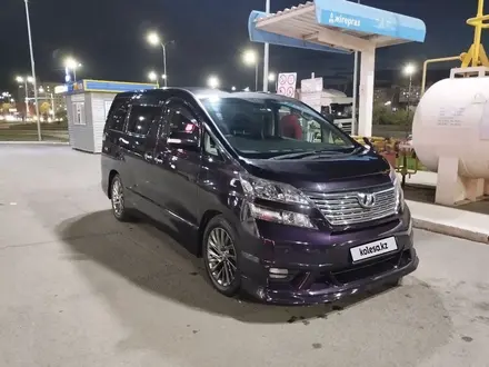 Toyota Vellfire 2009 года за 10 300 000 тг. в Астана