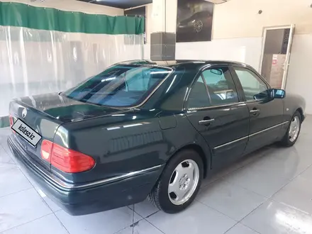 Mercedes-Benz E 280 1997 года за 3 500 000 тг. в Тараз – фото 4