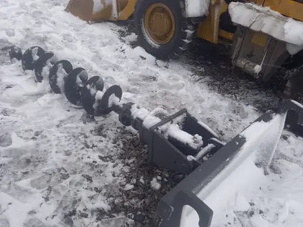 Ямобур ковш челюстной, отвал для снега; навесное оборудование для погрузчик в Астана – фото 11
