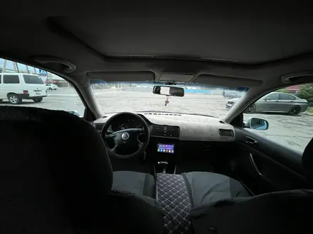 Volkswagen Golf 2001 года за 3 000 000 тг. в Алматы – фото 12