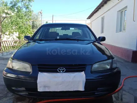 Toyota Camry 1999 года за 3 100 000 тг. в Панфилово (Талгарский р-н) – фото 2