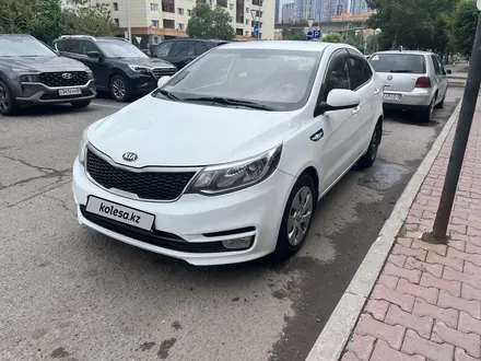 Kia Rio 2015 года за 6 000 000 тг. в Астана