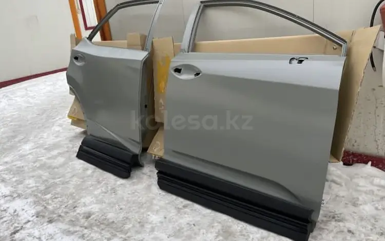 Двери Lexus RX 2016-2023 за 10 000 тг. в Алматы