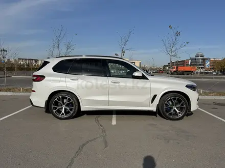 BMW X5 2022 года за 41 500 000 тг. в Астана – фото 3