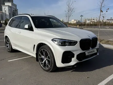BMW X5 2022 года за 41 500 000 тг. в Астана – фото 13