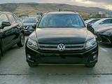 Volkswagen Tiguan 2016 года за 8 500 000 тг. в Атырау – фото 2
