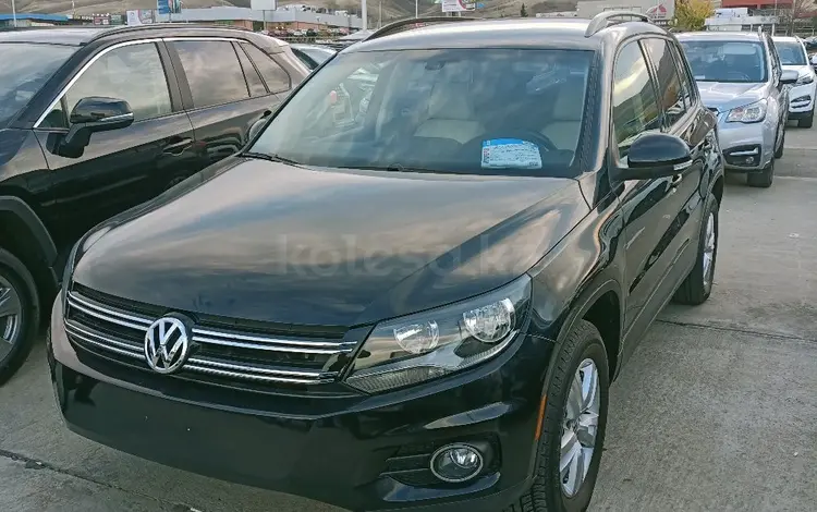 Volkswagen Tiguan 2016 года за 8 500 000 тг. в Атырау