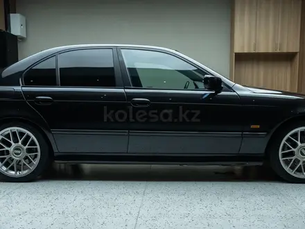 BMW 525 2002 года за 4 800 000 тг. в Шымкент – фото 2