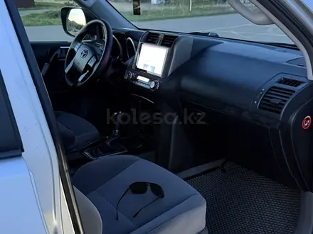 Toyota Land Cruiser Prado 2013 года за 15 609 000 тг. в Астана – фото 12