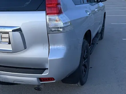 Toyota Land Cruiser Prado 2013 года за 15 609 000 тг. в Астана – фото 16