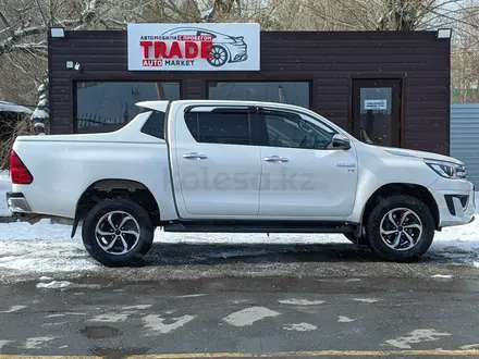 Toyota Hilux 2018 года за 15 795 000 тг. в Караганда – фото 8