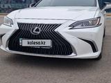 Lexus ES 250 2021 года за 21 000 000 тг. в Актау