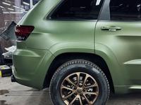 Jeep Grand Cherokee 2016 годаfor18 000 000 тг. в Астана