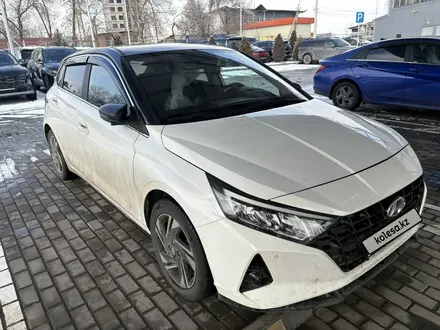Hyundai i20 2023 года за 6 900 000 тг. в Алматы – фото 2