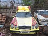 Mercedes-Benz E 290 1999 года за 1 400 000 тг. в Алматы