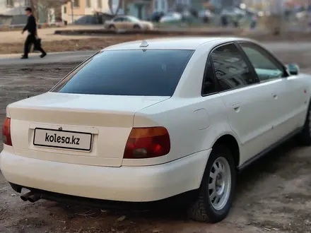 Audi A4 1995 года за 1 350 000 тг. в Астана – фото 2