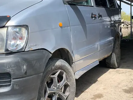 Toyota Noah 2001 года за 3 500 000 тг. в Алматы