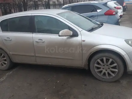 Opel Astra 2004 года за 1 800 000 тг. в Атырау – фото 3