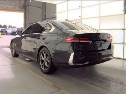 BMW 530 2024 года за 22 000 000 тг. в Алматы – фото 6