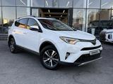 Toyota RAV4 2018 годаүшін8 800 000 тг. в Шымкент