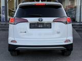 Toyota RAV4 2018 годаүшін8 800 000 тг. в Шымкент – фото 5
