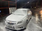 Chevrolet Cruze 2012 года за 3 800 000 тг. в Актау – фото 2