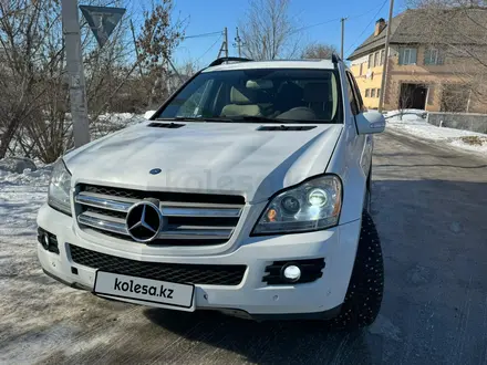 Mercedes-Benz GL 550 2008 года за 8 200 000 тг. в Атырау – фото 2