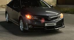 Toyota Camry 2014 года за 9 300 000 тг. в Шымкент – фото 3