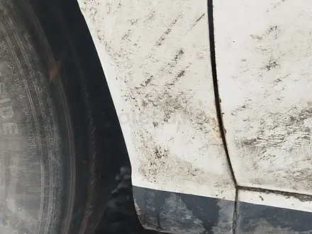 Переднее крыло белое левое оригинал Nissan Primera p10 за 20 000 тг. в Петропавловск – фото 2