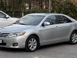 Toyota Camry 2010 года за 7 500 000 тг. в Шымкент – фото 3