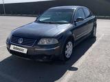 Volkswagen Passat 2004 года за 1 500 000 тг. в Караганда