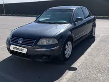 Volkswagen Passat, 2004