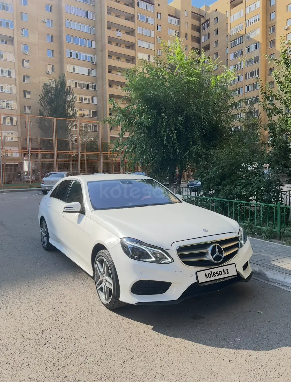 Mercedes-Benz E-Class, 2013