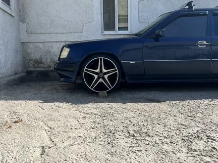 Mercedes-Benz E 320 1994 года за 3 000 000 тг. в Алматы – фото 15