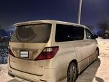 Toyota Alphard 2010 годаfor8 000 000 тг. в Алматы – фото 2